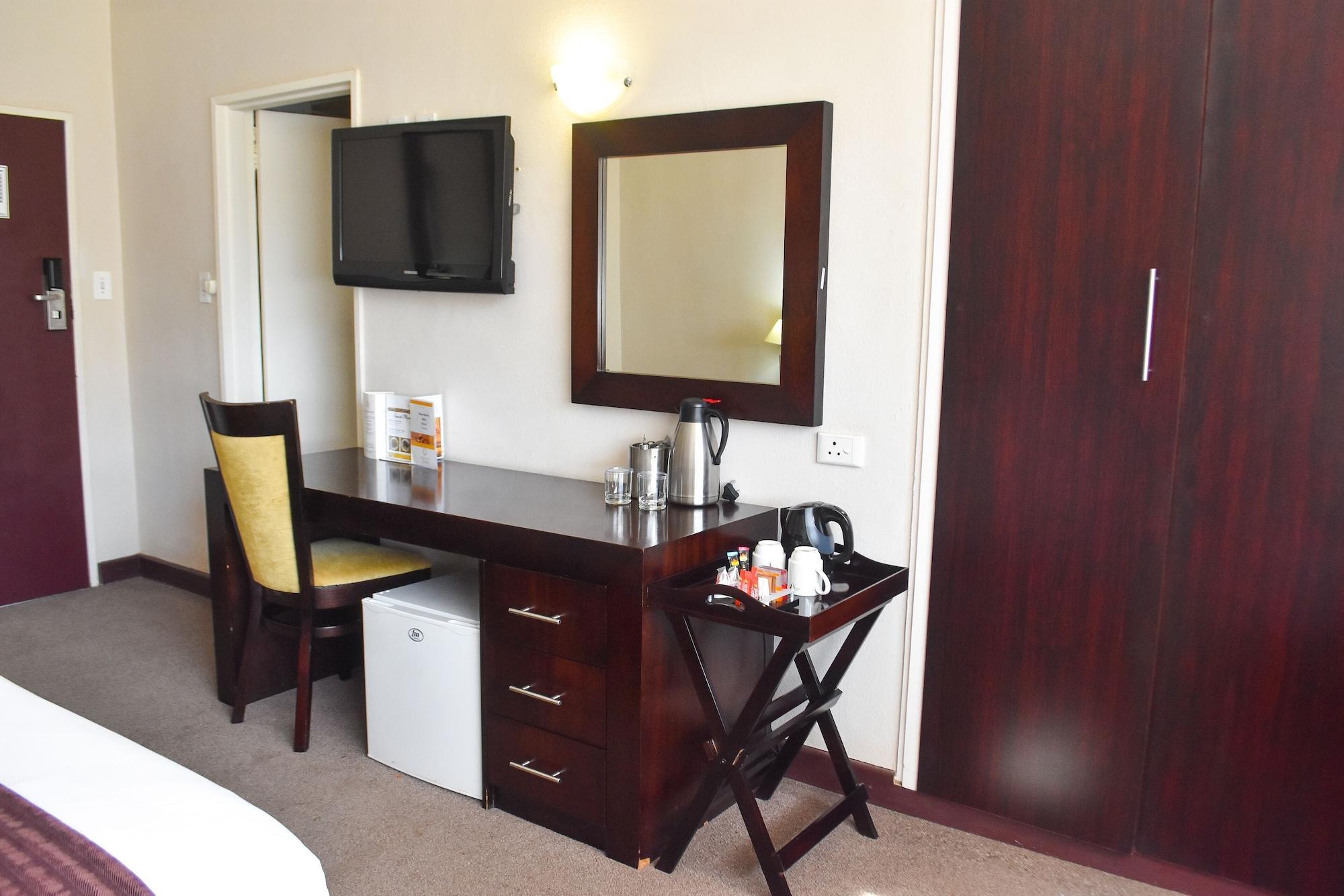 Cresta Bosele Hotel Selebi-Phikwe Екстериор снимка