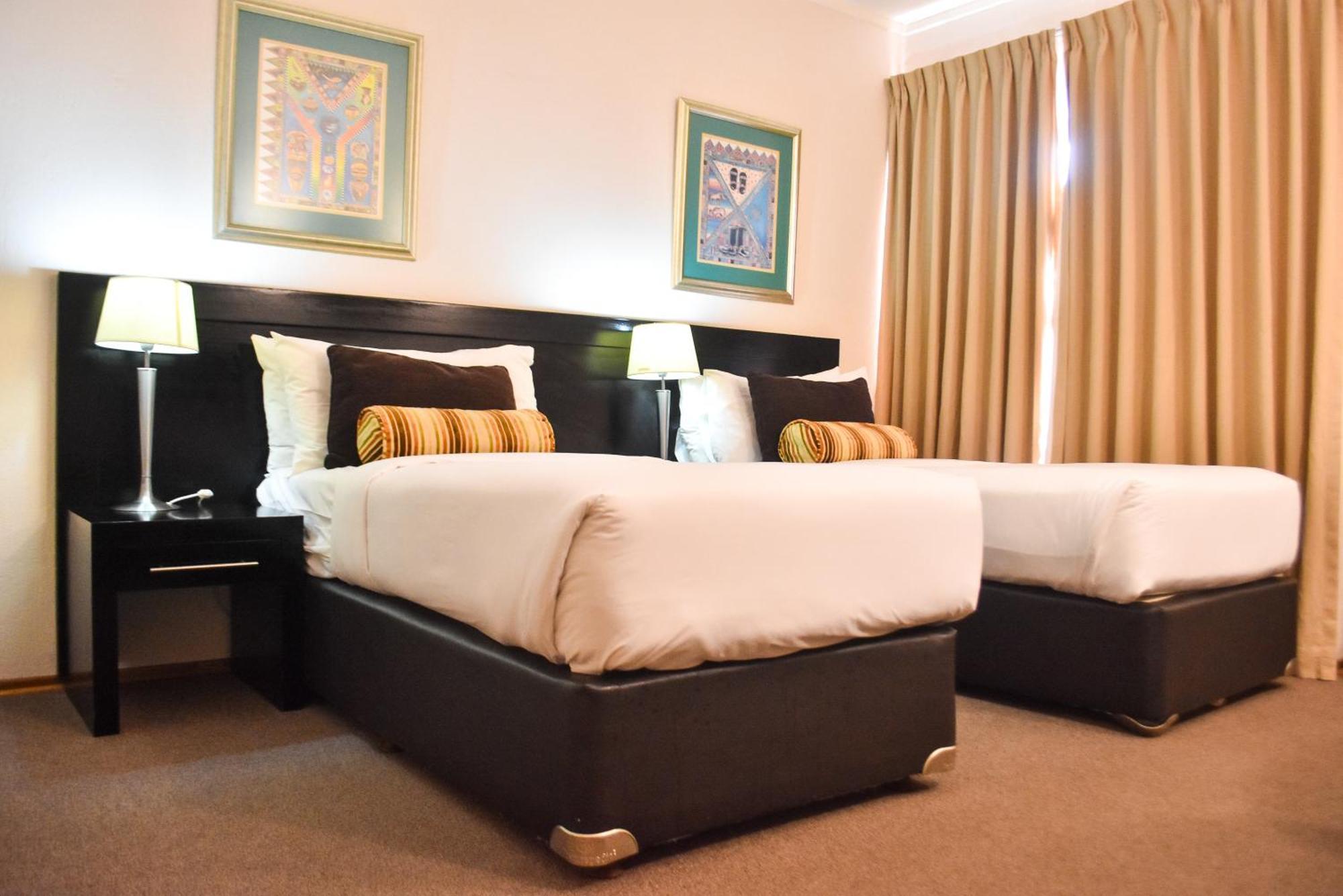 Cresta Bosele Hotel Selebi-Phikwe Екстериор снимка