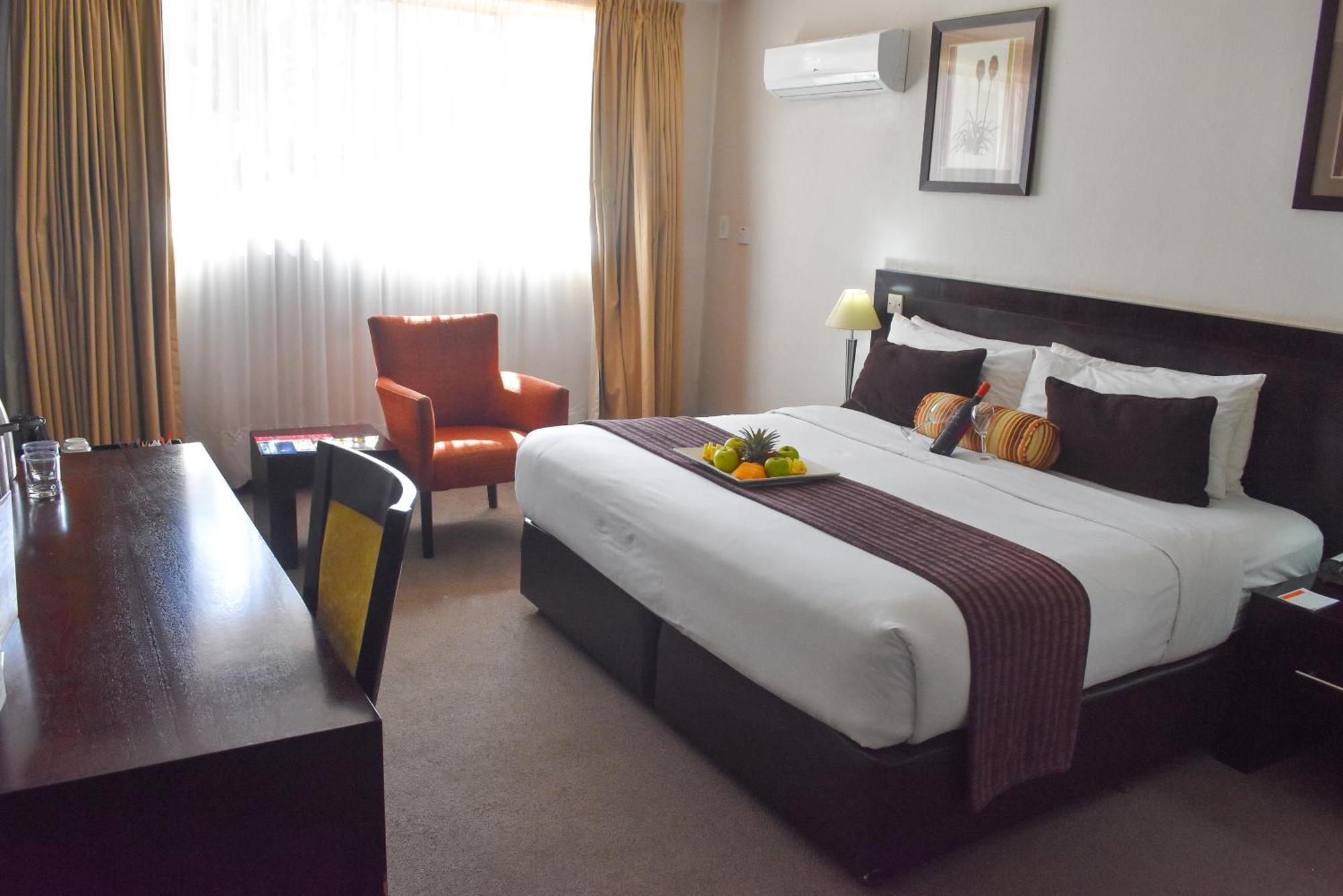Cresta Bosele Hotel Selebi-Phikwe Екстериор снимка