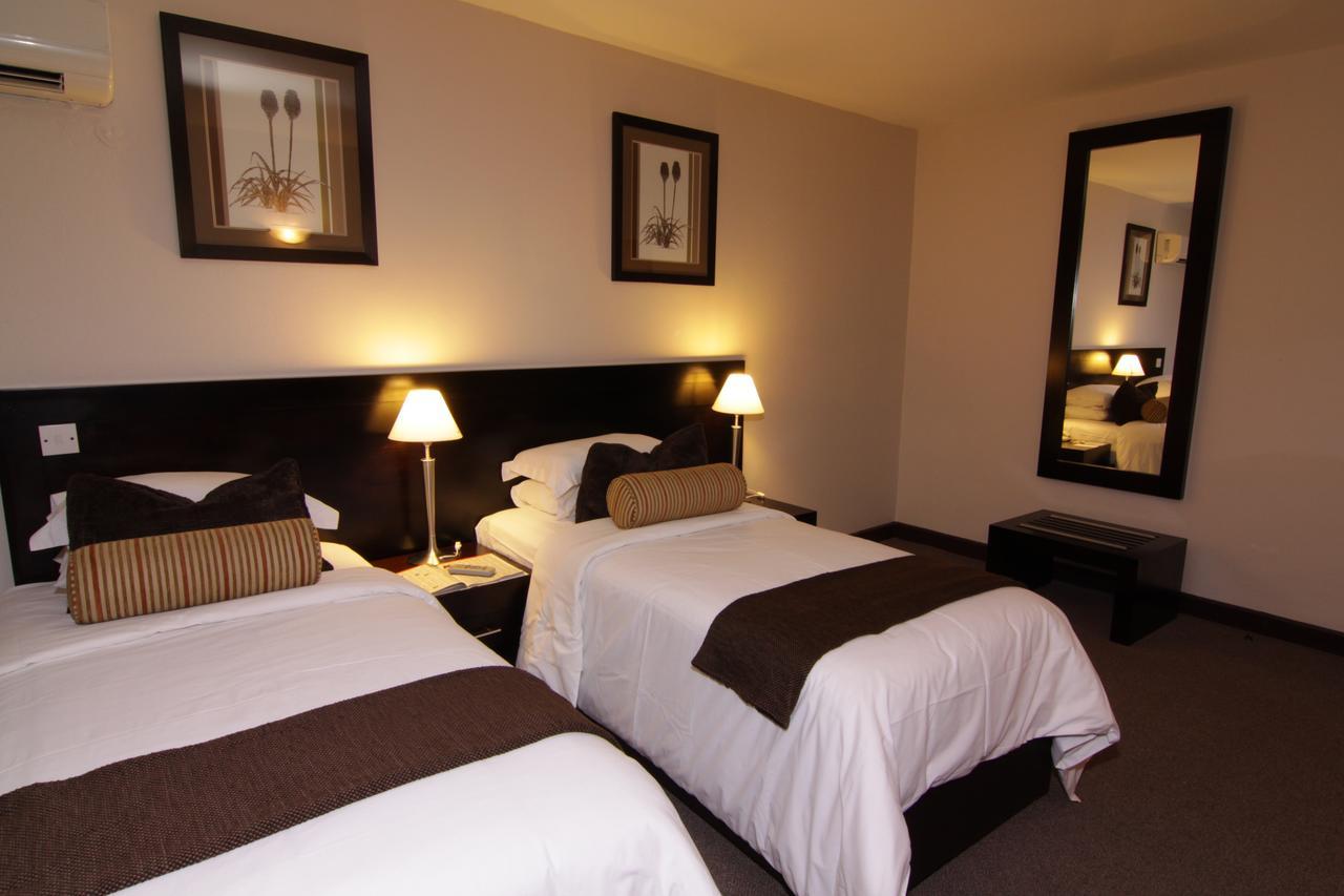 Cresta Bosele Hotel Selebi-Phikwe Екстериор снимка
